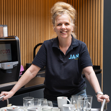 jan-facilities-schoonmaak-baan
